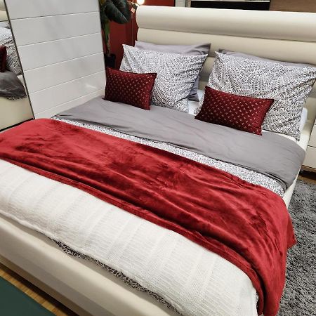 Apartman Delux Centar Apartment Split Bagian luar foto