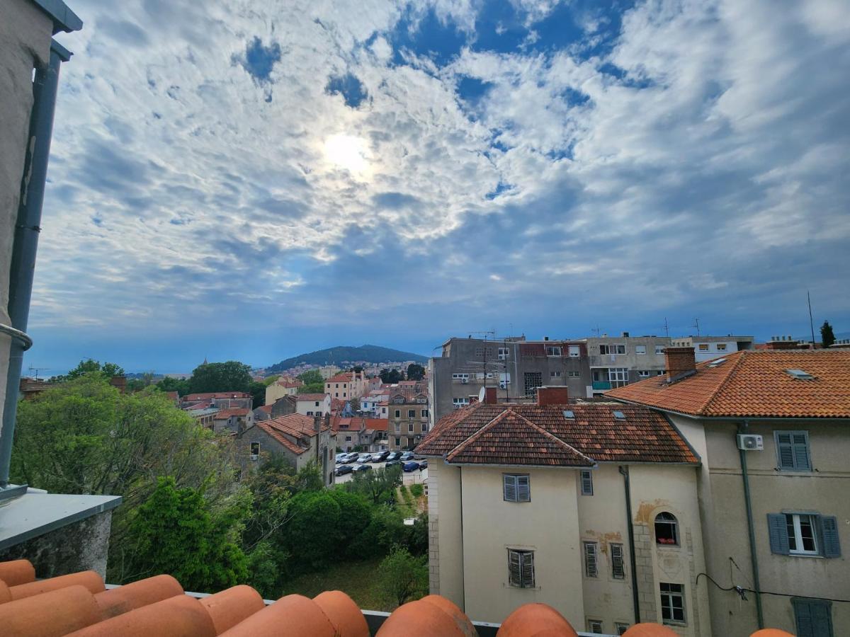 Apartman Delux Centar Apartment Split Bagian luar foto